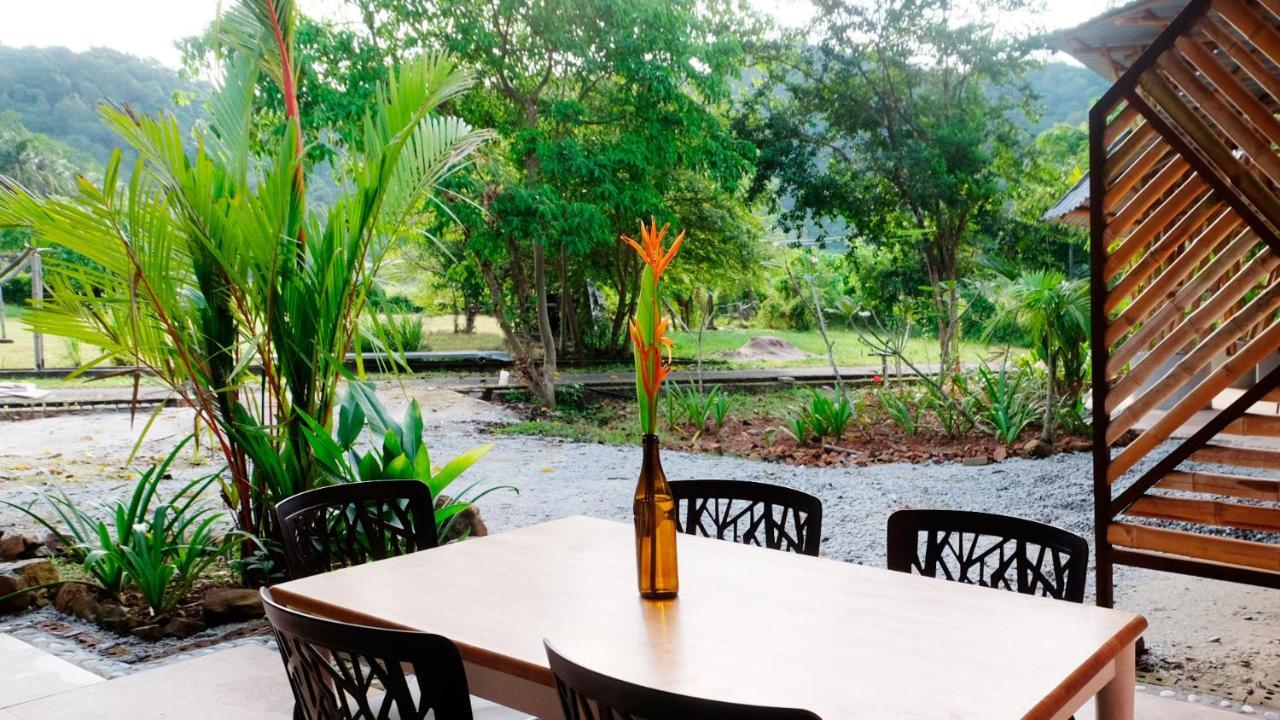 Bamboo Cottage Langkawi Pantai Cenang  Bagian luar foto